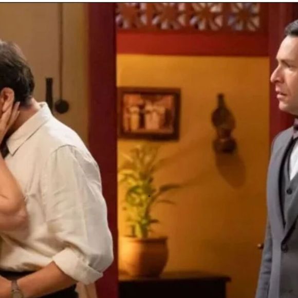 Estela (Larissa Manoela) e Túlio (Cadu Libonati) salvam a vida de Ernesto em 'Êta Mundo Melhor'