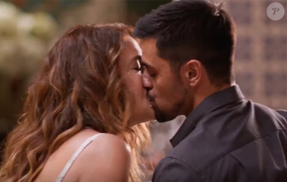 Filipa (Claudia Abreu) voltou a namorar Danilo em Dona de Mim, mas sofre com retorno de Nina