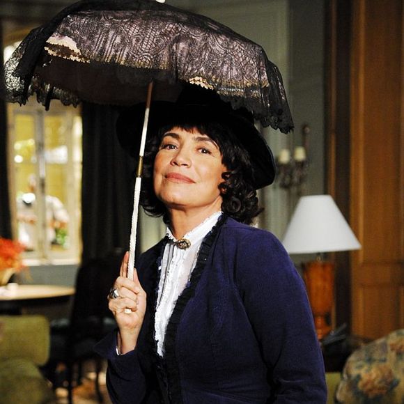 Regina Duarte fez parte do elenco da novela 'Três Irmãs', de 2008, que foi um fiasco na Globo