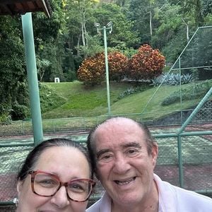 Renato Aragão é casado com Lilian há 34 anos