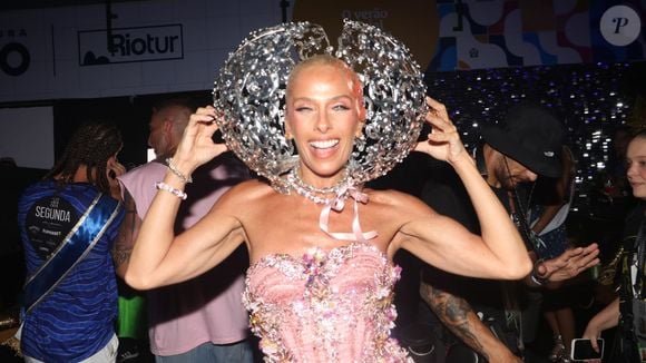 É importante ressaltar que a dieta indicada por Adriane Galisteu deve ser seguida por um profissional capacitado, assim como qualquer outro plano alimentar