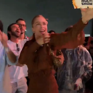 Grazi Massafera e João Vicente estiveram no show de Anitta, em Niterói, e a presença dos dois no mesmo vídeo virou assunto na web