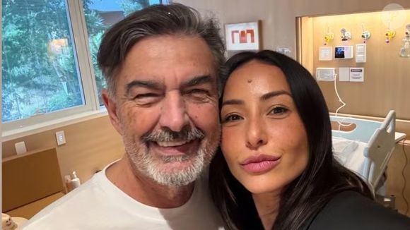 Grávida aos 45 anos, Sabrina Sato revela susto com internação do pai