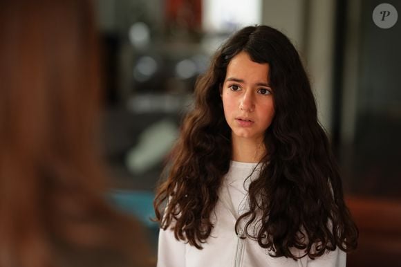 Filha de Karsu, Tilsim deixa a mãe desnorteada ao dizer que quer morar com o pai, Reha, na novela 'Coração de Mãe', resumo do capítulo de 9 de abril de 2026, quinta-feira