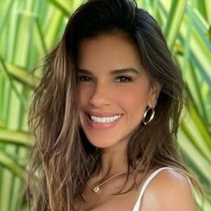 Mariana Rios participou do programa Saia Justa nesta quarta-feira (13) e anunciou o nome do filho que espera com o economista Juca Diniz.