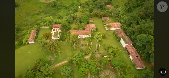 Área externa da fazenda de Lenny Kravitz, um refúgio de luxo cercado por natureza na Serra Fluminense