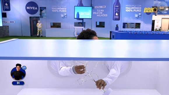 Quem venceu a Prova do Anjo hoje (10/04) no 'BBB 26'? Milena ganha e viraliza ao debochar do próprio objeto