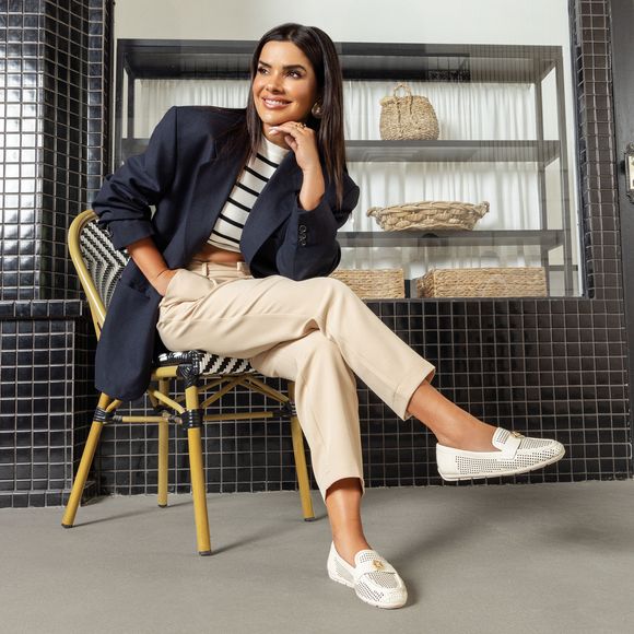 A atriz Vanessa Giácomo é estrela da nova campanha de ComfortFlex para o Outono/Inverno 2025.