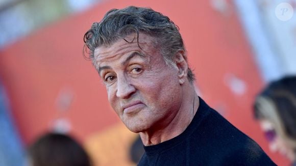 Antes de se tornar Rocky Balboa, Sylvester Stallone enfrentou portas fechadas e dificuldades financeiras. Aos 80 anos, o astro olha para cinco décadas de carreira e afirma: 'Meu único rival é a pessoa que eu era ontem'