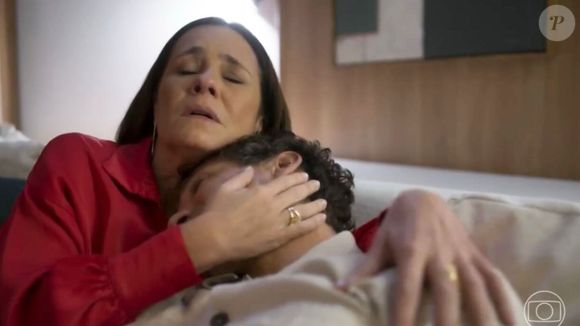 Volney (Paulo Rocha) fica desaparecido após tentativa de assassinato de Molina (Rodrigo Lombardi)