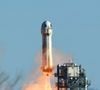 O foguete New Shepard ultrapassou a linha de Kármán, a 100 km da Terra, marcando o primeiro voo espacial totalmente feminino da Blue Origin.
