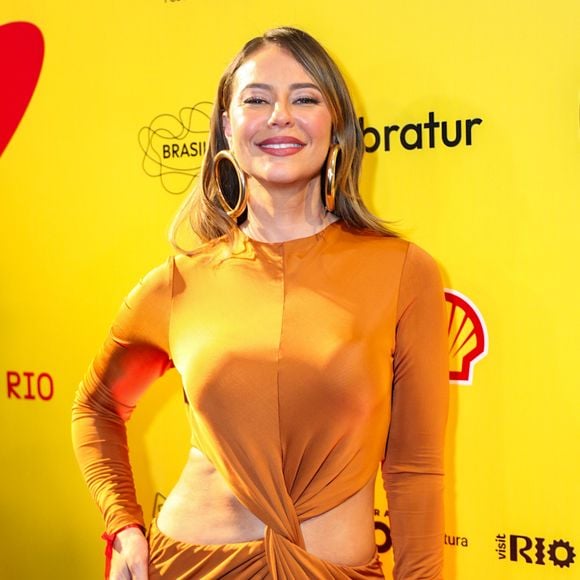 Paolla Oliveira: Caroline Paola Oliveira da Silva é o nome completo de Paolla Oliveira