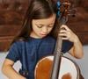 Um estudo de neurociência encontrou uma associação entre aprender um instrumento na infância e um melhor desempenho em determinadas tarefas de memória de trabalho. A pesquisa analisou crianças e adolescentes de 9 a 20 anos