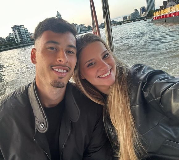 Noiva de Gabriel Martinelli, Isabella Rousso se divide entre o Rio de Janeiro e a Inglaterra