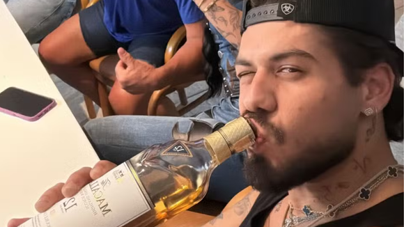 Adeus, álcool? Zé Felipe toma decisão radical com o 'Janeiro Seco'; médico especialista revela o que acontece no corpo em 30 dias com jejum de bebidas alcoólicas