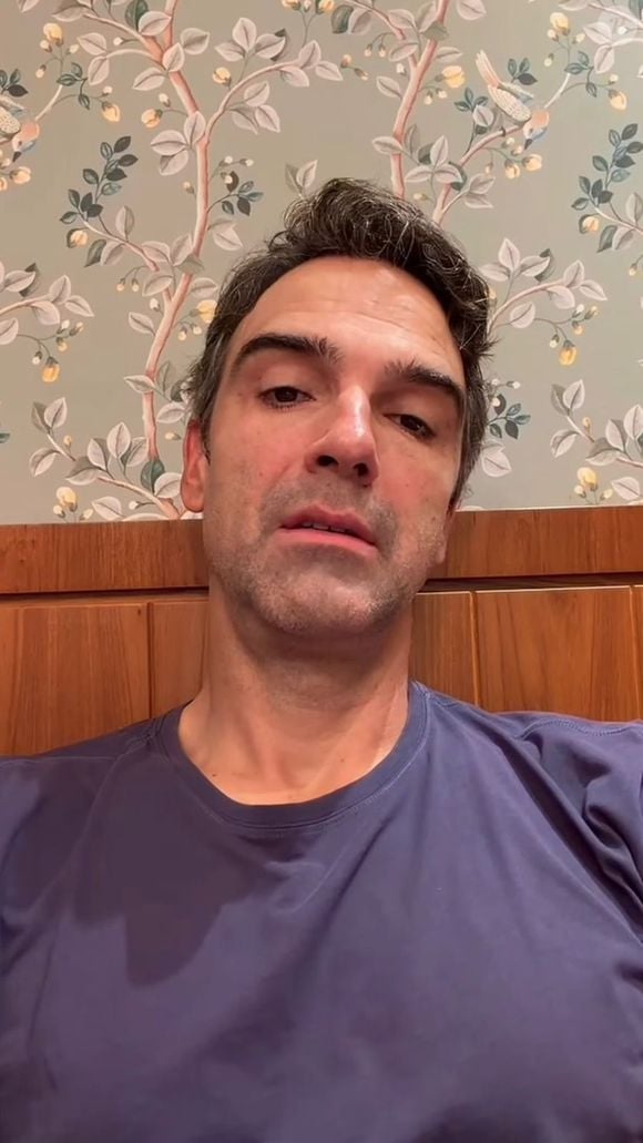Tadeu Schmidt disse que o corpo está cansado após 'BBB 26' e morte de Oscar Schmidt