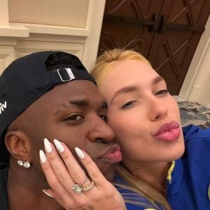 Vini Jr. parece ter dado um fim definitivo aos rumores de que o relacionamento com Virginia
