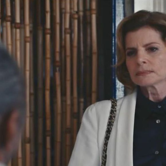 Em 'Vale Tudo', o segredo de Odete Roitman (Debora Bloch) começará a ser desmembrado.