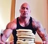 No passado, Dwayne Johnson revelou que comia quase 1,5 kg de bacalhau por dia, divididos em 7 porções
