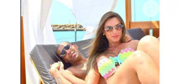 Emerson Sheik também viveu romance com Nicole Bahls