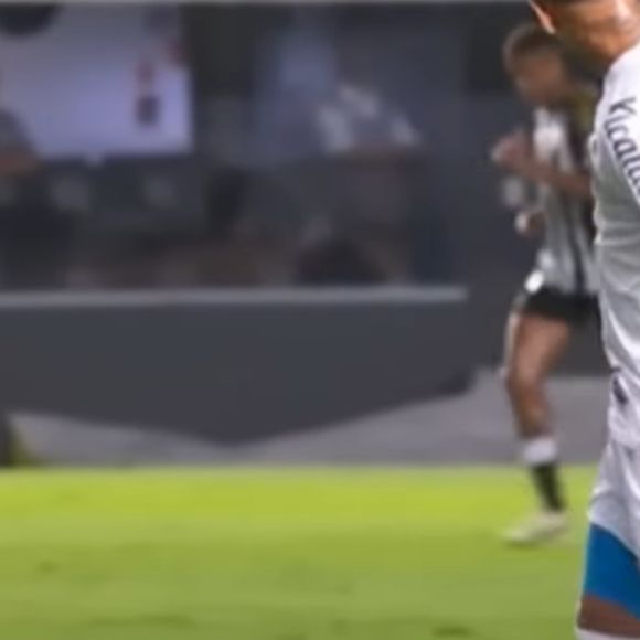 Neymar sofreu nova lesão na coxa durante jogo do Santos contra o Atlético-MG em 16 de abril de 2025, quatro dias após retornar aos gramados