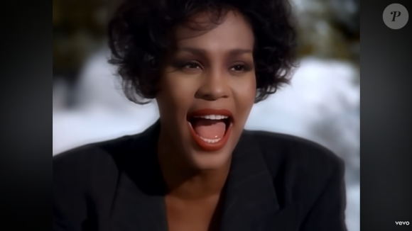 A escolha de Dolly Parton de manter os direitos de "I Will Always Love You" ganhou ainda mais importância quando Whitney Houston lançou sua versão para o filme "O Guarda Costas", em 1992. A interpretação transformou a composição country em um fenômeno mundial, segundo a Variety.