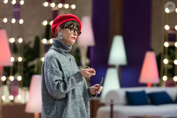 Helena Rizzo surpreende com lembrança de infância: 'Tomava licor quando era criança'