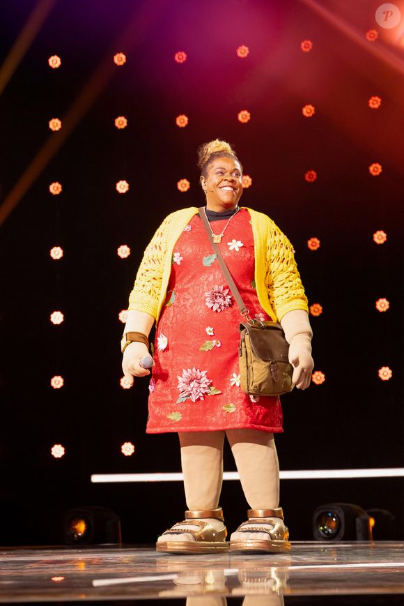 'The Masked Singer Brasil 2025': dona Lurdes de 'Amor de Mãe' foi revivida por Cacau Protásio