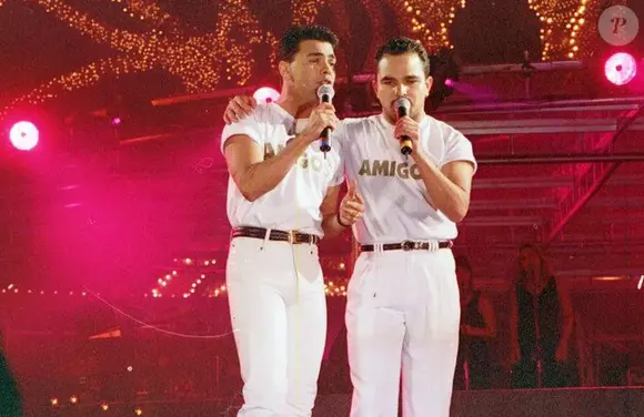 Zezé Di Camargo e Luciano se recusaram a pagar os 3 milhões de dólares iniciais exigidos pelos sequestrados e partiram para negociações