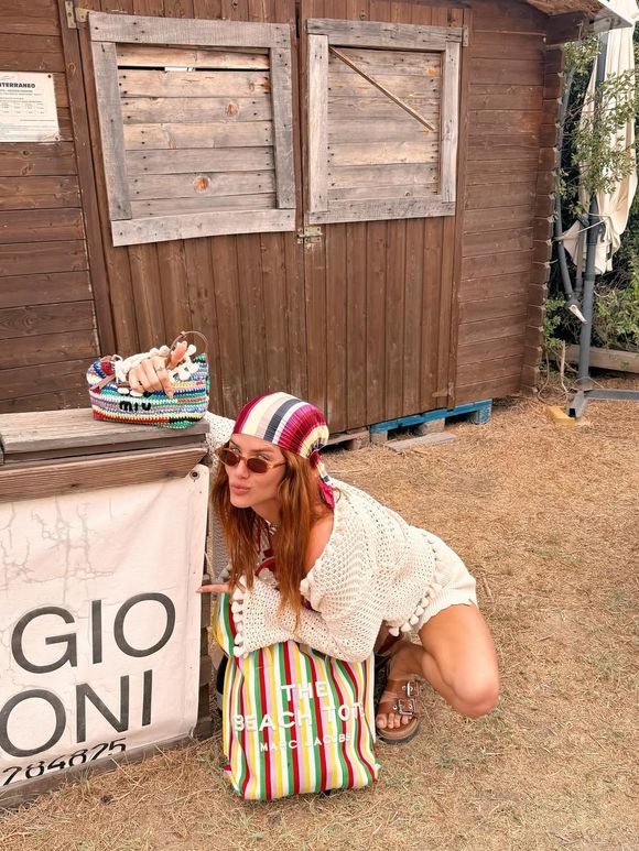 Giovanna Ewbank ainda foi alvo de muitas críticas de internautas nas redes sociais, que chegaram a envolver Fernanda Paes Leme