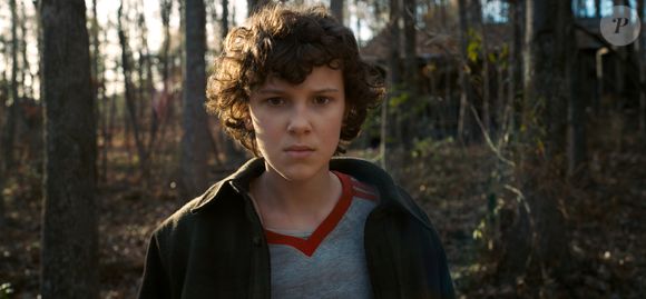 'Stranger Things' segunda temporada: Eleven da série, Millie Bobby Brown apareceu com o cabelo encaracolado e curto