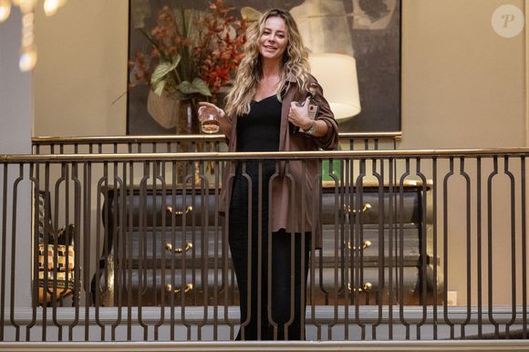 A atriz revelou surpresa com a recepção do público à personagem, uma mulher que enfrenta o alcoolismo em meio a dramas familiares