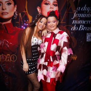 Maiara e Maraisa fizeram homenagem para Marília Mendonça nas redes sociais e nos palcos
