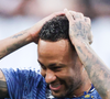 Neymar rendeu piadas nas redes sociais após comentar um bolo de aniversário postado por Gabriel Jesus