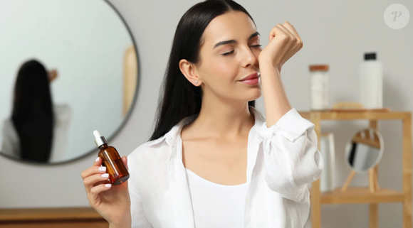 Os perfumes da Natura são conhecidos por sua fixação, durabilidade e ótimo custo-benefício, com várias opções disponíveis no catálogo.