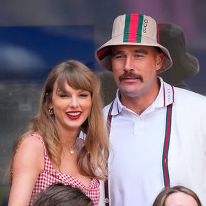 Casamento de Taylor Swift e Travis Kelce foi conduzido pelo ator Adam Sandler, e teve os irmãos dos famosos como padrinhos
