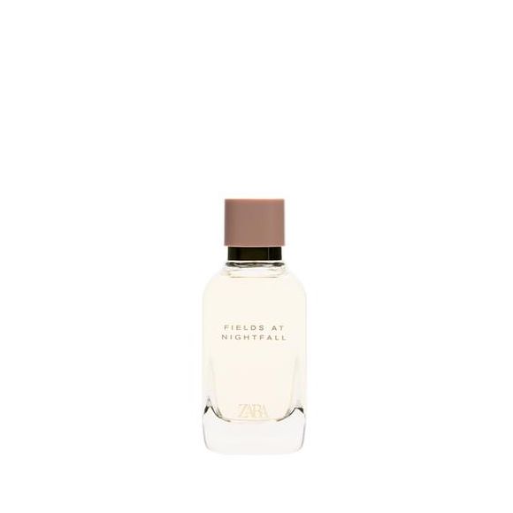 Apontado como uma alternativa inspirada em This Is Her, da Zadig & Voltaire, o Fields at Nightfall combina notas de água de coco, sândalo e fava-tonca por uma fração do preço do original