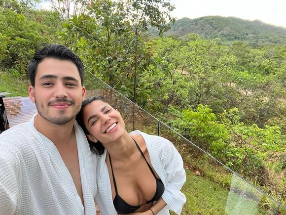 Hariany Almeida acaba de anunciar o término de seu relacionamento com Matheus Vargas, filho do cantor sertanejo Leonardo.