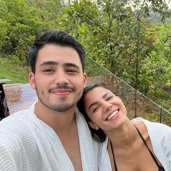 Hariany Almeida acaba de anunciar o término de seu relacionamento com Matheus Vargas, filho do cantor sertanejo Leonardo.