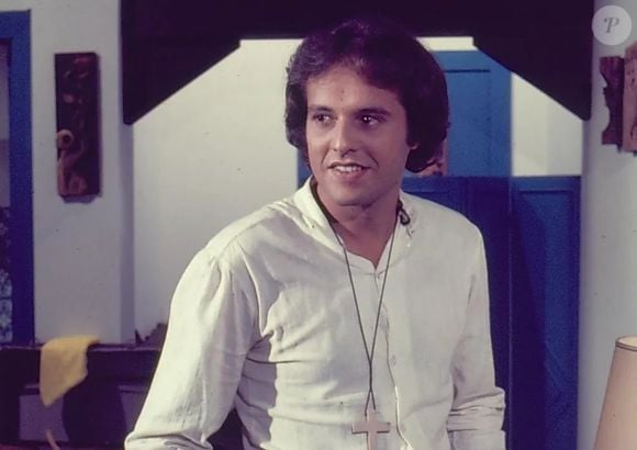 Dennis Carvalho viveu Roberto Mathias da novela 'Roque Santeiro', em 1975