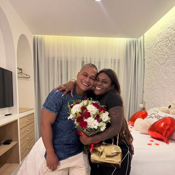 Thiago Gonçalves é policial militar e engatou um namoro com Jojo Todynho em fevereiro do ano passado