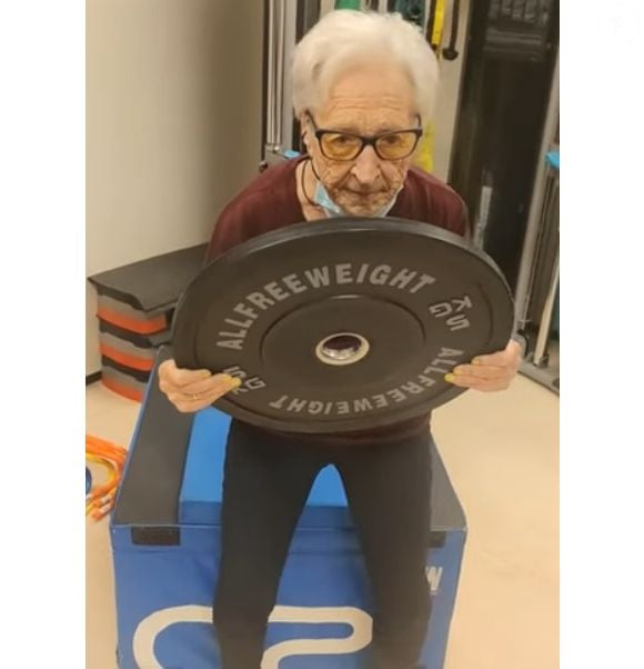 Aos 101 anos, Iñaxi Lasa tem cuidado impressionante com a saúde: 'Exercício é a melhor coisa que uma pessoa idosa pode fazer pela própria saúde. E também é o melhor remédio para a longevidade'