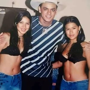 Quatro anos após o fim da dupla Simone e Simaria, a cantora falou sobre as mágoas do passado e a relação com a irmã