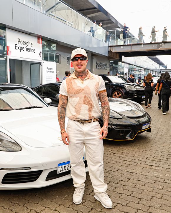MC Daniel compareceu ao autódromo de Interlagos para corrida