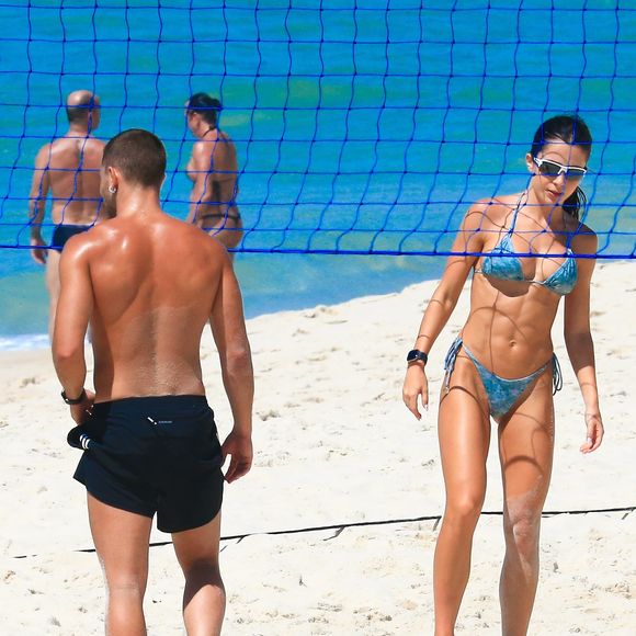 Casal chegou a curtir diversos jogos de futvôlei juntos na praia e levaram fãs ao delírio