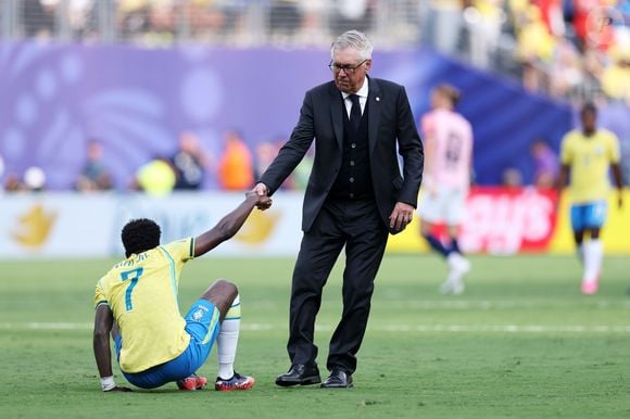 Falas atribuídas a Ronaldo Fenômeno sobre o desempenho de Vinicius Jr. e decisões de Carlo Ancelotti circularam após a Copa 2026, mas não foram confirmadas