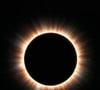 Eclipse lunar: ao movimentar o eixo Leão-Aquário, este evento destaca a necessidade de resgatar o entusiasmo da infância e colocar suas qualidades no centro das atenções.