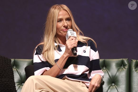 Adriane Galisteu: '[A irmã] falou com todas as letras para mim, um dia: 'Ele é um tricampeão mundial, não é homem para ficar resolvendo problemas normais'', relembrou a celebridade.