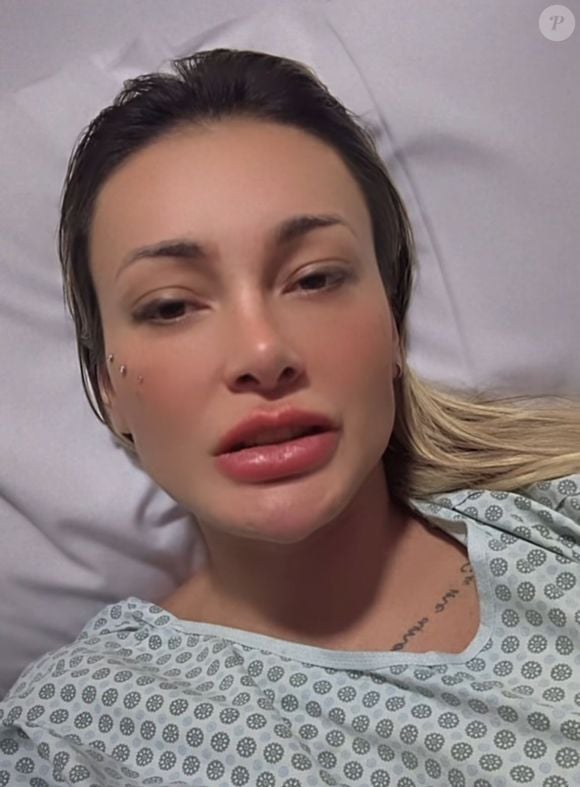 Andressa Urach apoiou Inês Brasil, após a cantora ser duramente criticada na web.