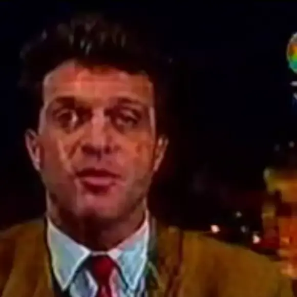 Pedro Bial participou da transmissão ao vivo da reunificação da Alemanha em outubro de 1990